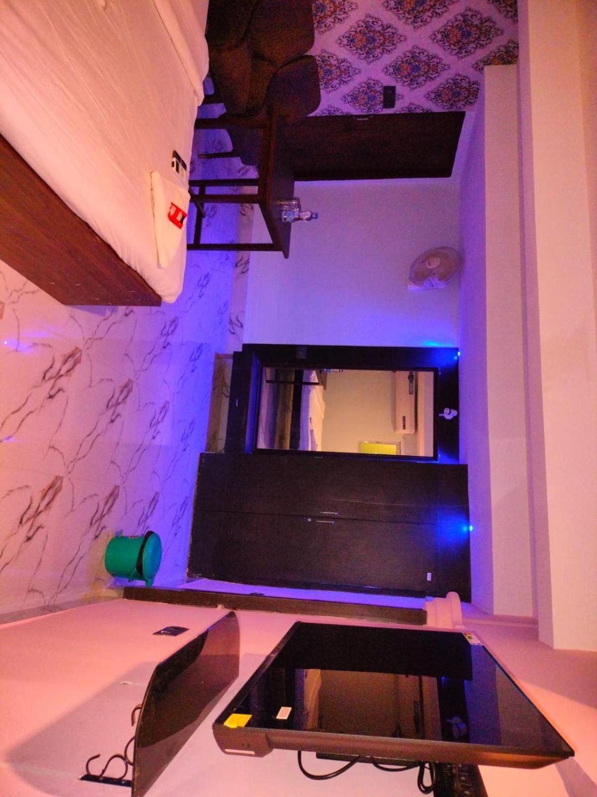 Hotel Ucs Calcutta Extérieur photo